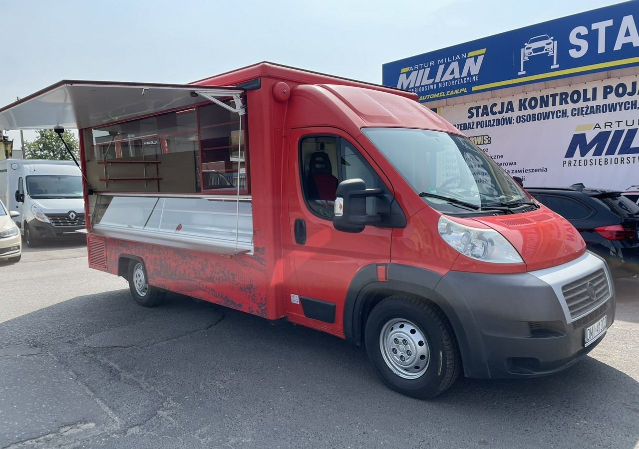 Fiat Ducato Autosklep wędlin Gastronomiczny Food Truck Foodtruck Sklep Borco 201 - Camión tienda: foto 3 Fiat Ducato Autosklep wędlin Gastronomiczny Food Truck Foodtruck Sklep Borco 201 - Camión tienda: foto 3