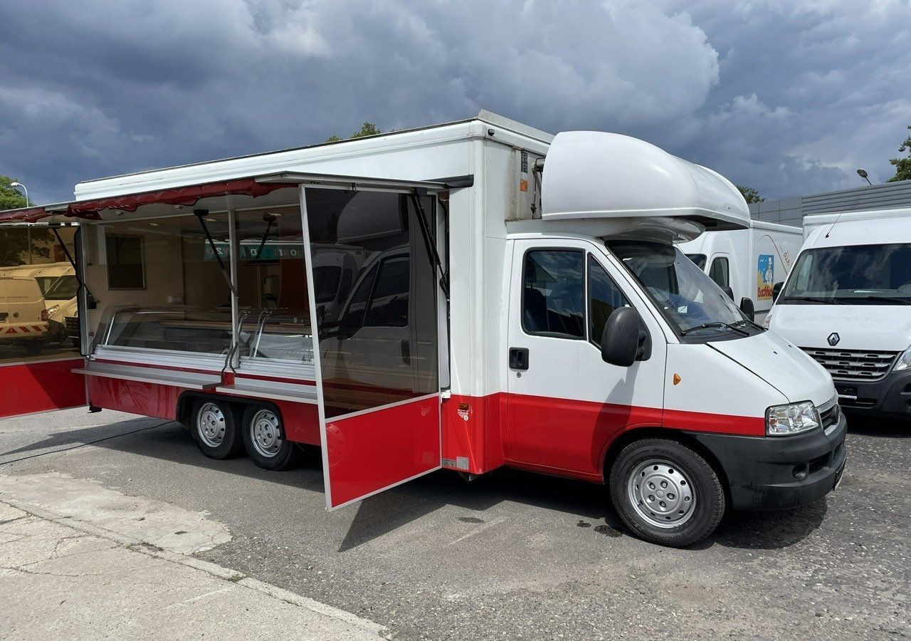 Fiat Ducato Autosklep wędlin Gastronomiczny Food Truck Foodtruck Sklep Borco - Camión tienda: foto 2 Fiat Ducato Autosklep wędlin Gastronomiczny Food Truck Foodtruck Sklep Borco - Camión tienda: foto 2