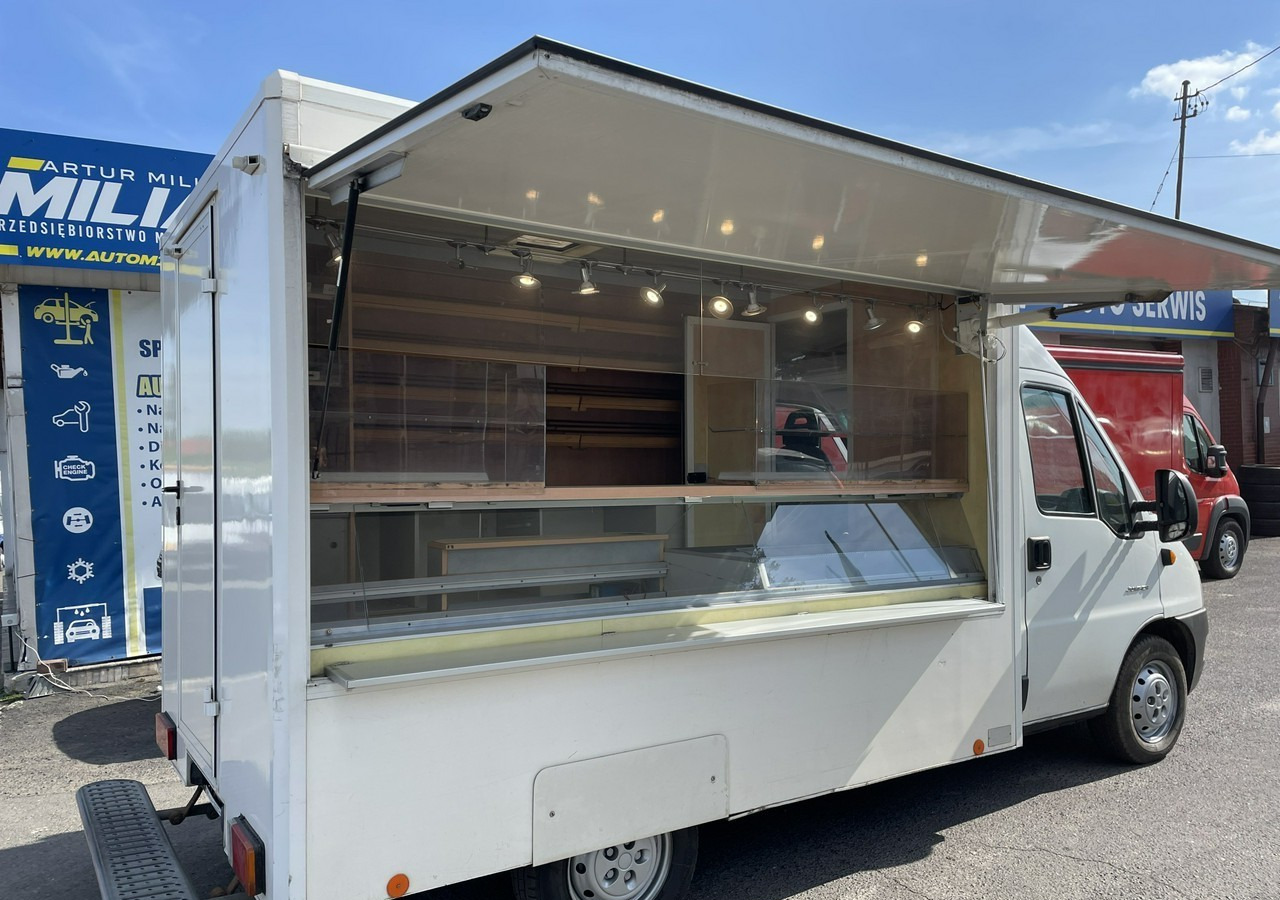 Fiat Ducato Ducato Autosklep pieczy Sklep Gastronomiczny Food Truck Foodtruck 20 - Camión tienda: foto 3 Fiat Ducato Ducato Autosklep pieczy Sklep Gastronomiczny Food Truck Foodtruck 20 - Camión tienda: foto 3