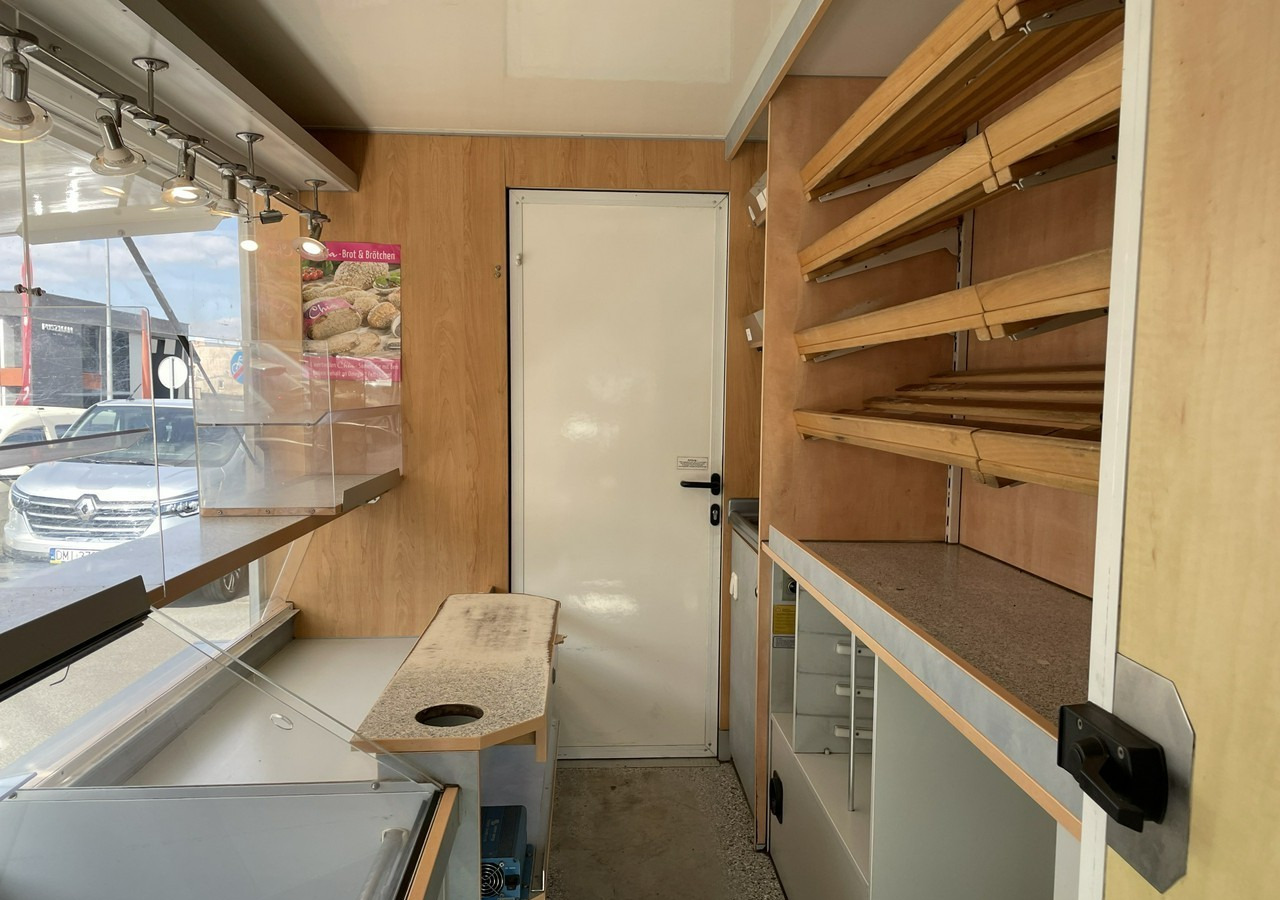 Fiat Ducato Ducato Autosklep pieczy Sklep Gastronomiczny Food Truck Foodtruck 20 - Camión tienda: foto 5 Fiat Ducato Ducato Autosklep pieczy Sklep Gastronomiczny Food Truck Foodtruck 20 - Camión tienda: foto 5