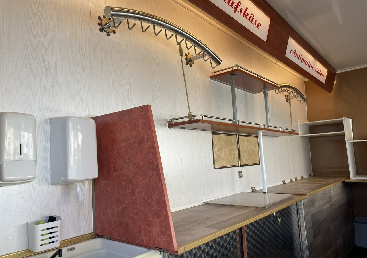 Fiat Ducato Ducato Autosklep wędlin Gastronomiczny Food Truck Foodtruck Sklep 20 - Camión tienda: foto 3 Fiat Ducato Ducato Autosklep wędlin Gastronomiczny Food Truck Foodtruck Sklep 20 - Camión tienda: foto 3