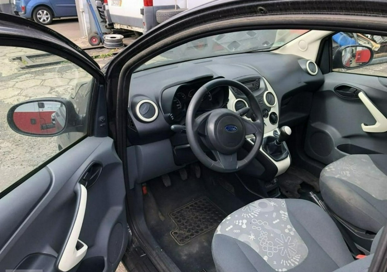 Ford KA II Ford KA - Hatchback: foto 3 Ford KA II Ford KA - Hatchback: foto 3