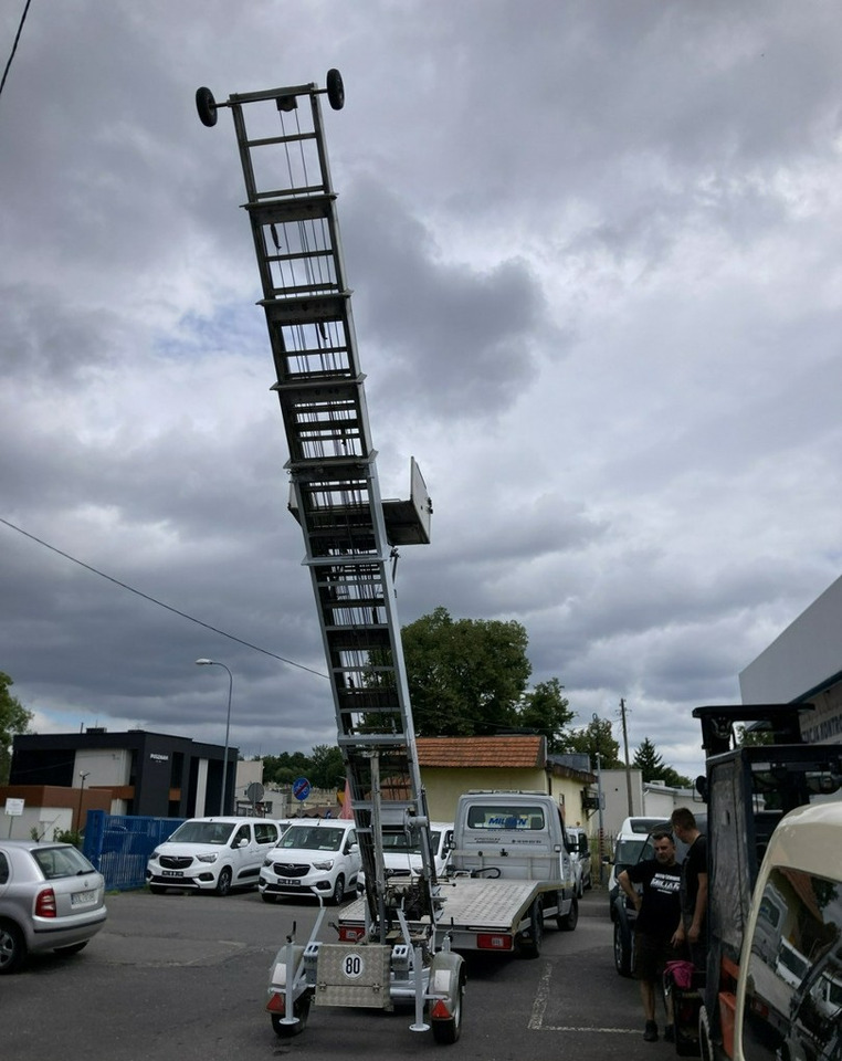 Inna Inny Drabina dekarska winda budowlana zwyżka podnośnik koszowy HD20 Boeck - Plataforma elevadora: foto 4 Inna Inny Drabina dekarska winda budowlana zwyżka podnośnik koszowy HD20 Boeck - Plataforma elevadora: foto 4