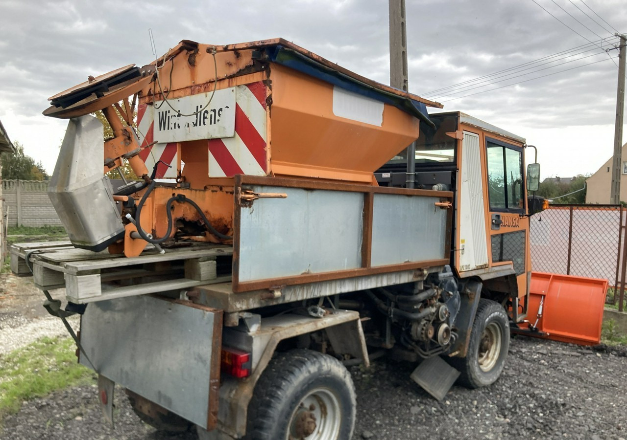 Inna Inny Hansa 4X4 pług posypywarka wywrotka - Máquina quitanieve: foto 2 Inna Inny Hansa 4X4 pług posypywarka wywrotka - Máquina quitanieve: foto 2