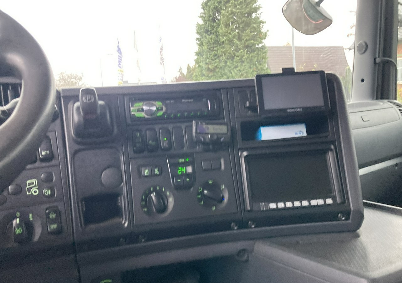 Furgoneta con caja de lona Inna Inny Scania G320 Wózek PALFINGER Firanka Plandeka plandeka Moffett 2012: foto 15 Furgoneta con caja de lona Inna Inny Scania G320 Wózek PALFINGER Firanka Plandeka plandeka Moffett 2012: foto 15