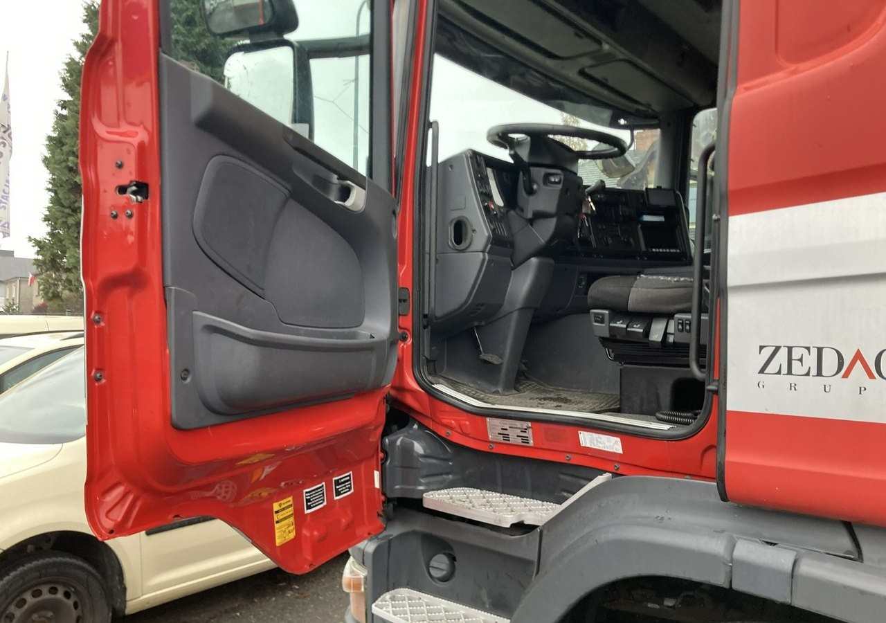 Furgoneta con caja de lona Inna Inny Scania G320 Wózek PALFINGER Firanka Plandeka plandeka Moffett 2012: foto 7 Furgoneta con caja de lona Inna Inny Scania G320 Wózek PALFINGER Firanka Plandeka plandeka Moffett 2012: foto 7