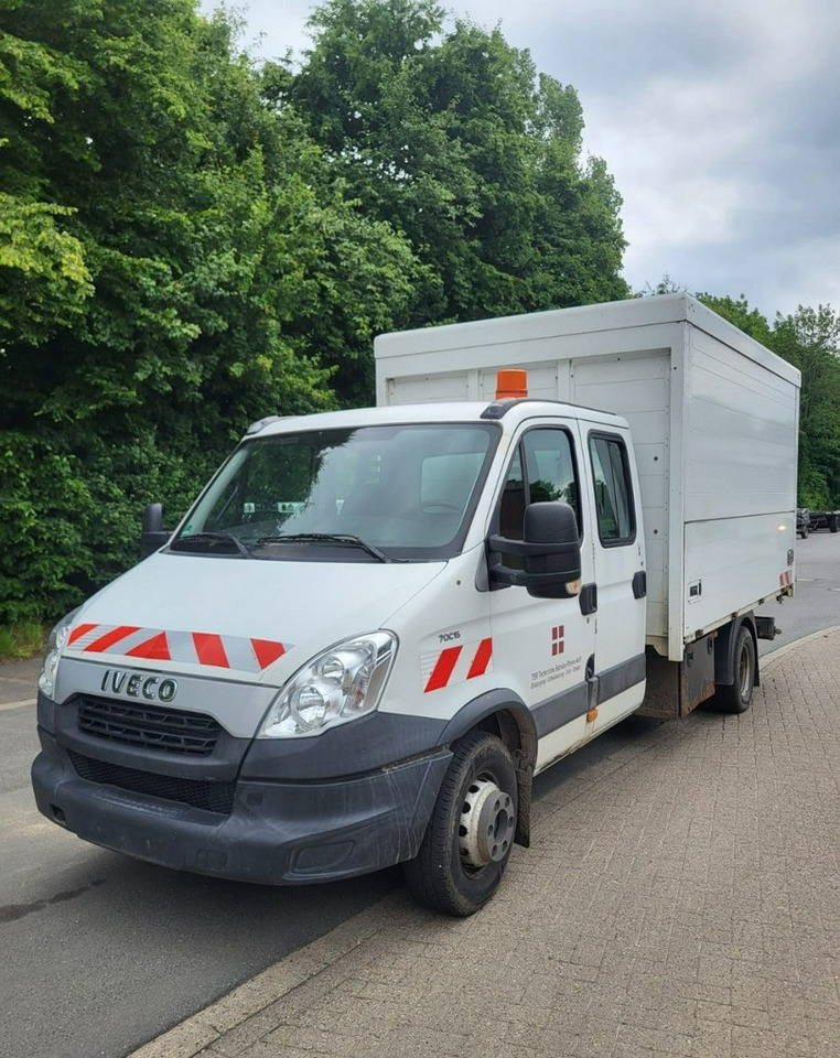 Iveco Inny Iveco Iveco 70C15 Wywrotka 3-strony Doka Dokka 6-osob 2013 - Volquete furgoneta: foto 1 Iveco Inny Iveco Iveco 70C15 Wywrotka 3-strony Doka Dokka 6-osob 2013 - Volquete furgoneta: foto 1