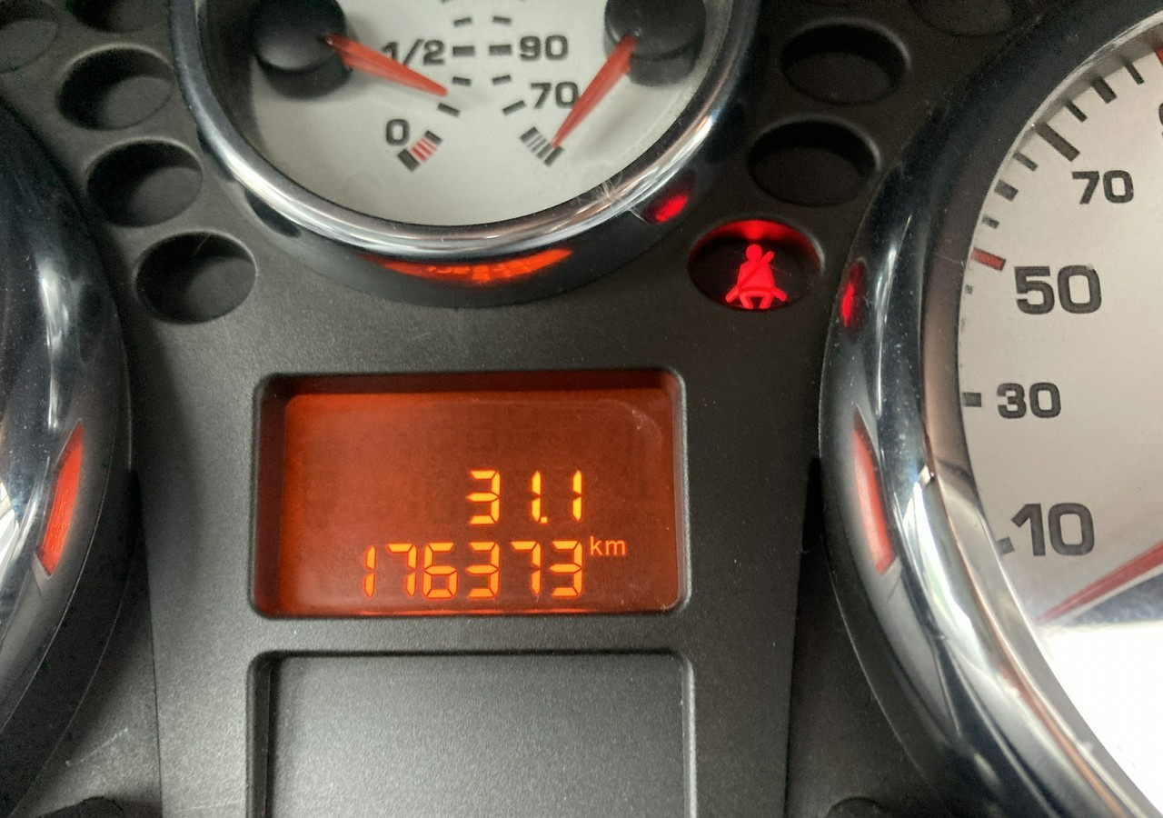Coche Peugeot 207 Peugeot 207 1.6HDI-16V Klima 2007: foto 11