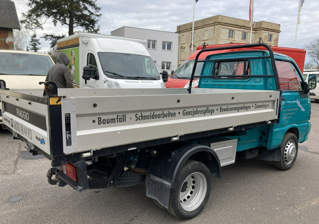 Volquete furgoneta Piaggio Piaggio porter Maxi Wywrotka bliżniacze koła 2017: foto 7 Volquete furgoneta Piaggio Piaggio porter Maxi Wywrotka bliżniacze koła 2017: foto 7