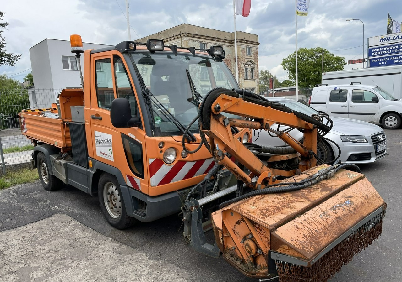 Multicar Inny Multicar Multicar M-3 Kosiarka Teleskopowa posypywarka pług 2008 - Vehículo municipal: foto 1 Multicar Inny Multicar Multicar M-3 Kosiarka Teleskopowa posypywarka pług 2008 - Vehículo municipal: foto 1