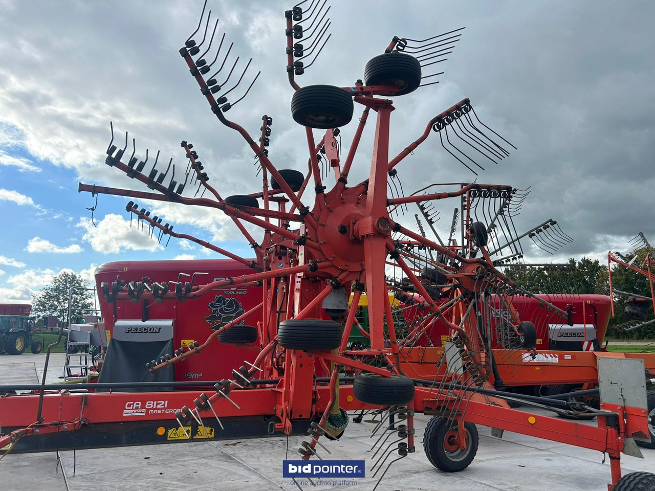 Kuhn GA8121 - Otros maquinaria: foto 4 Kuhn GA8121 - Otros maquinaria: foto 4