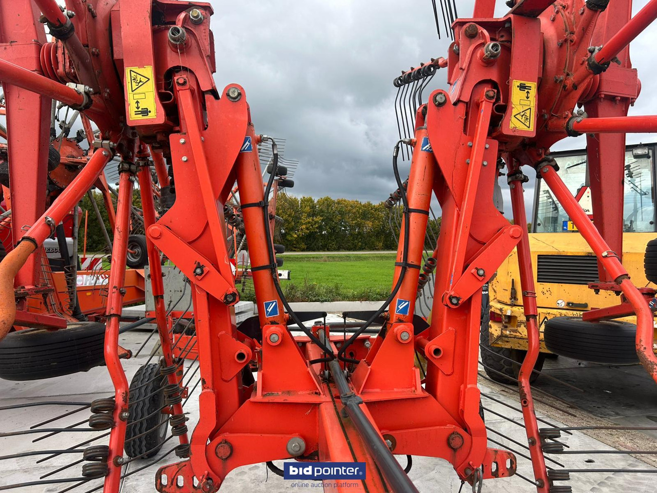 Kuhn GA8121 - Henificadora: foto 1 Kuhn GA8121 - Henificadora: foto 1