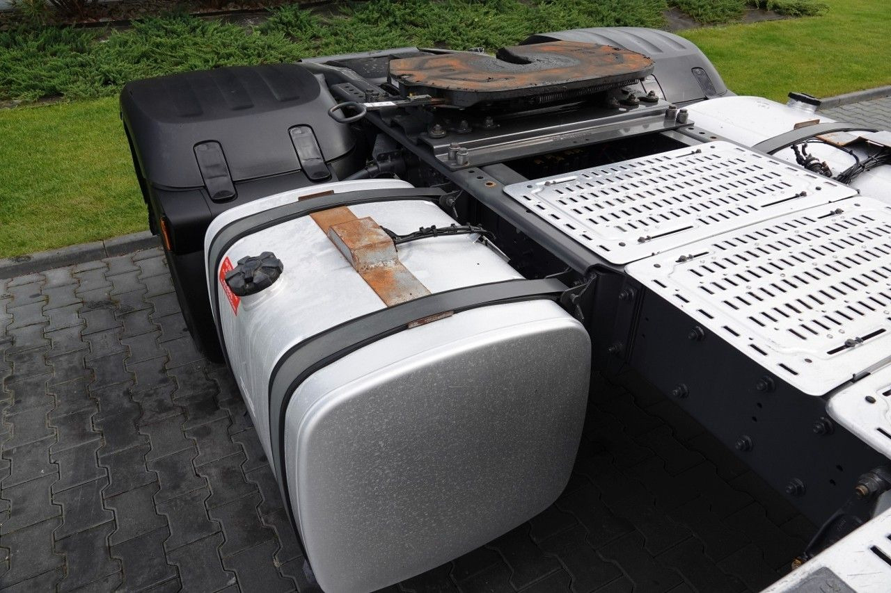 Leasing de DAF XF 480 / SPACE CAB / 2018 R / SPROWADZONY / PO DAF XF 480 / SPACE CAB / 2018 R / SPROWADZONY / PO: foto 12 Leasing de DAF XF 480 / SPACE CAB / 2018 R / SPROWADZONY / PO DAF XF 480 / SPACE CAB / 2018 R / SPROWADZONY / PO: foto 12