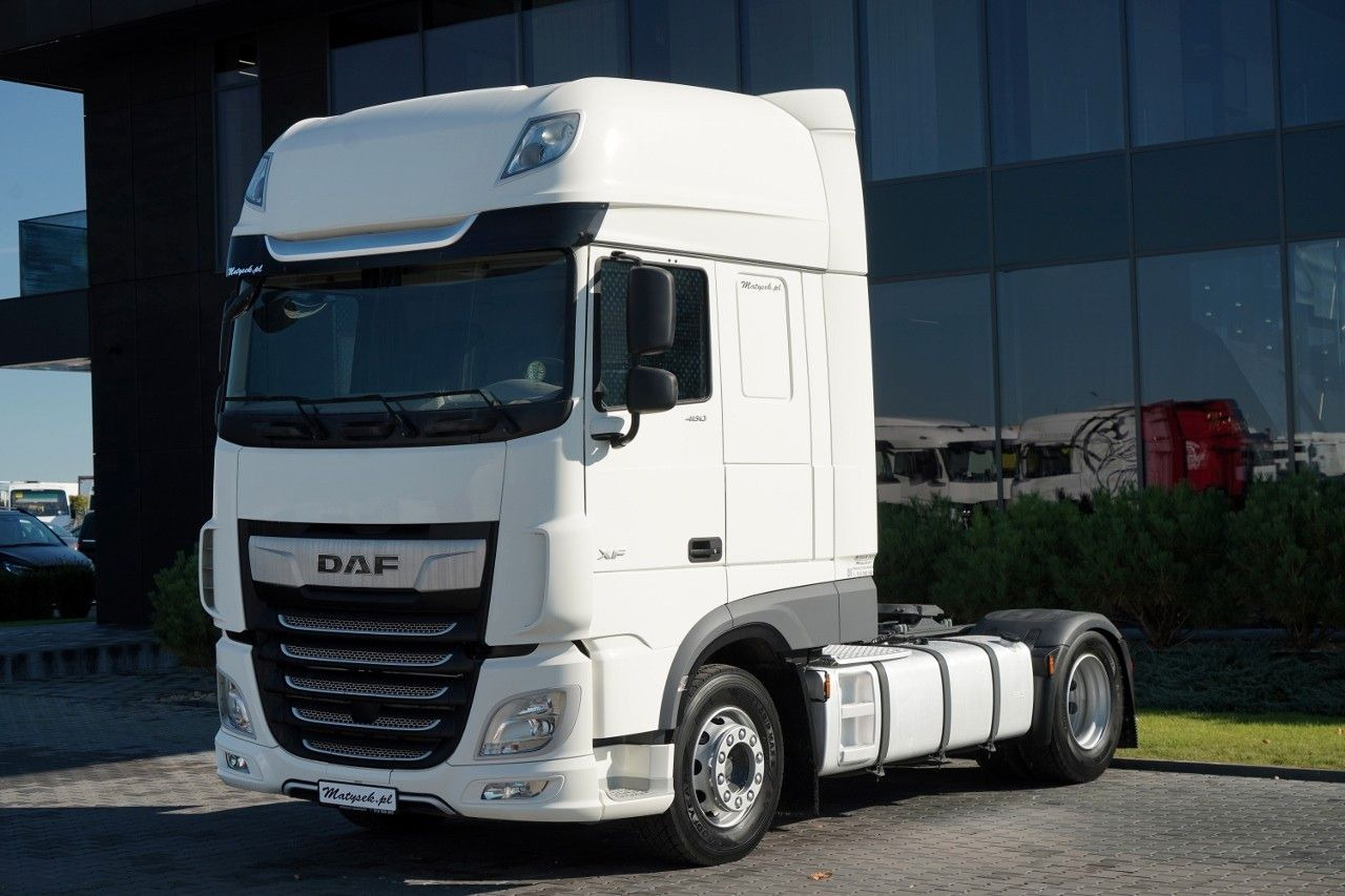 DAF XF 480 / SUPER SPACE CAB / 2021 ROK - Cabeza tractora: foto 2 DAF XF 480 / SUPER SPACE CAB / 2021 ROK - Cabeza tractora: foto 2