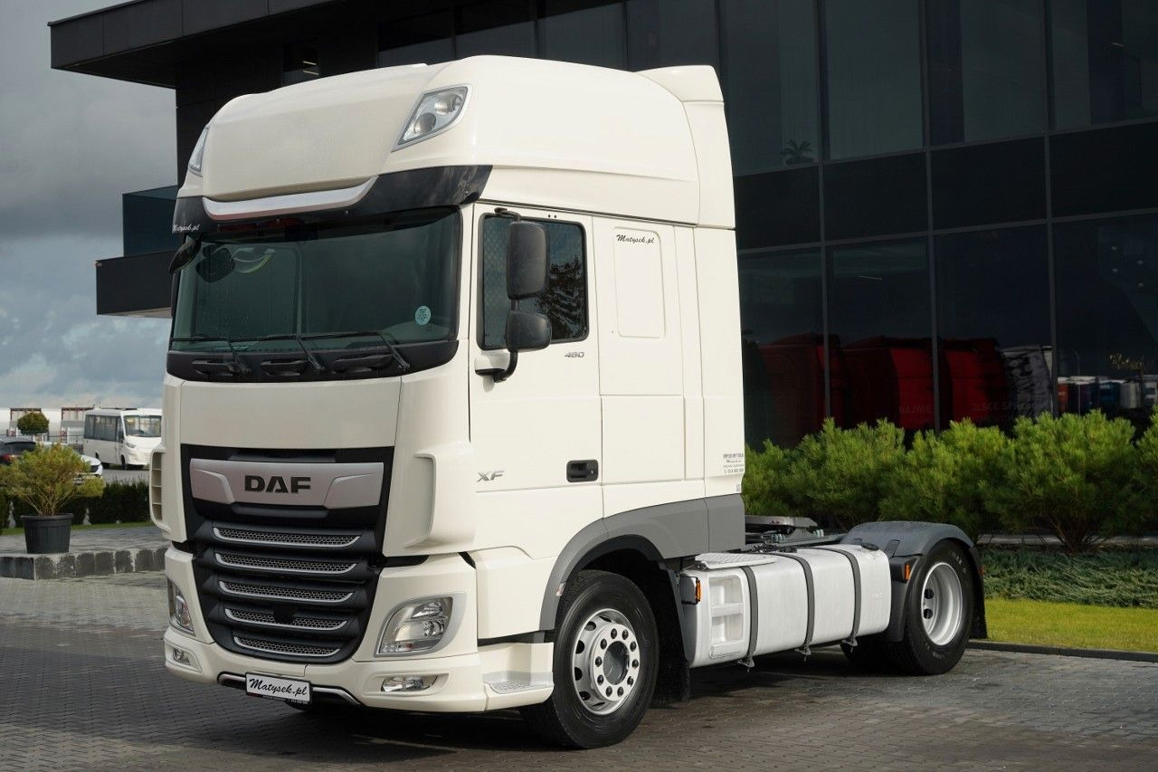 DAF XF 480 / SUPER SPACE CAB / OPONY 100% / 2021 ROK - Cabeza tractora: foto 2 DAF XF 480 / SUPER SPACE CAB / OPONY 100% / 2021 ROK - Cabeza tractora: foto 2