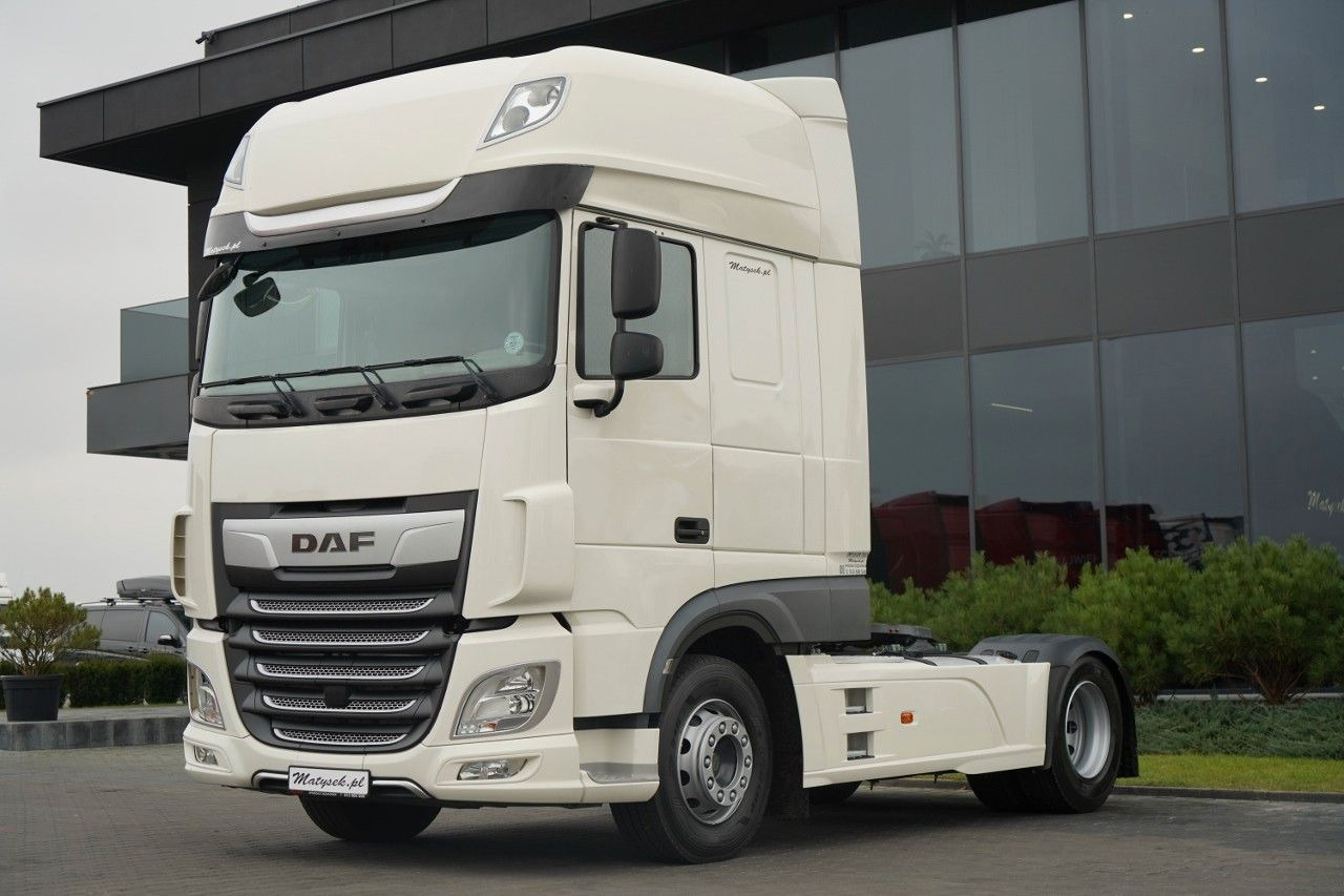 DAF XF 480 / SUPER SPACE CAB / OPONY 100% / 2021 ROK - Cabeza tractora: foto 1 DAF XF 480 / SUPER SPACE CAB / OPONY 100% / 2021 ROK - Cabeza tractora: foto 1