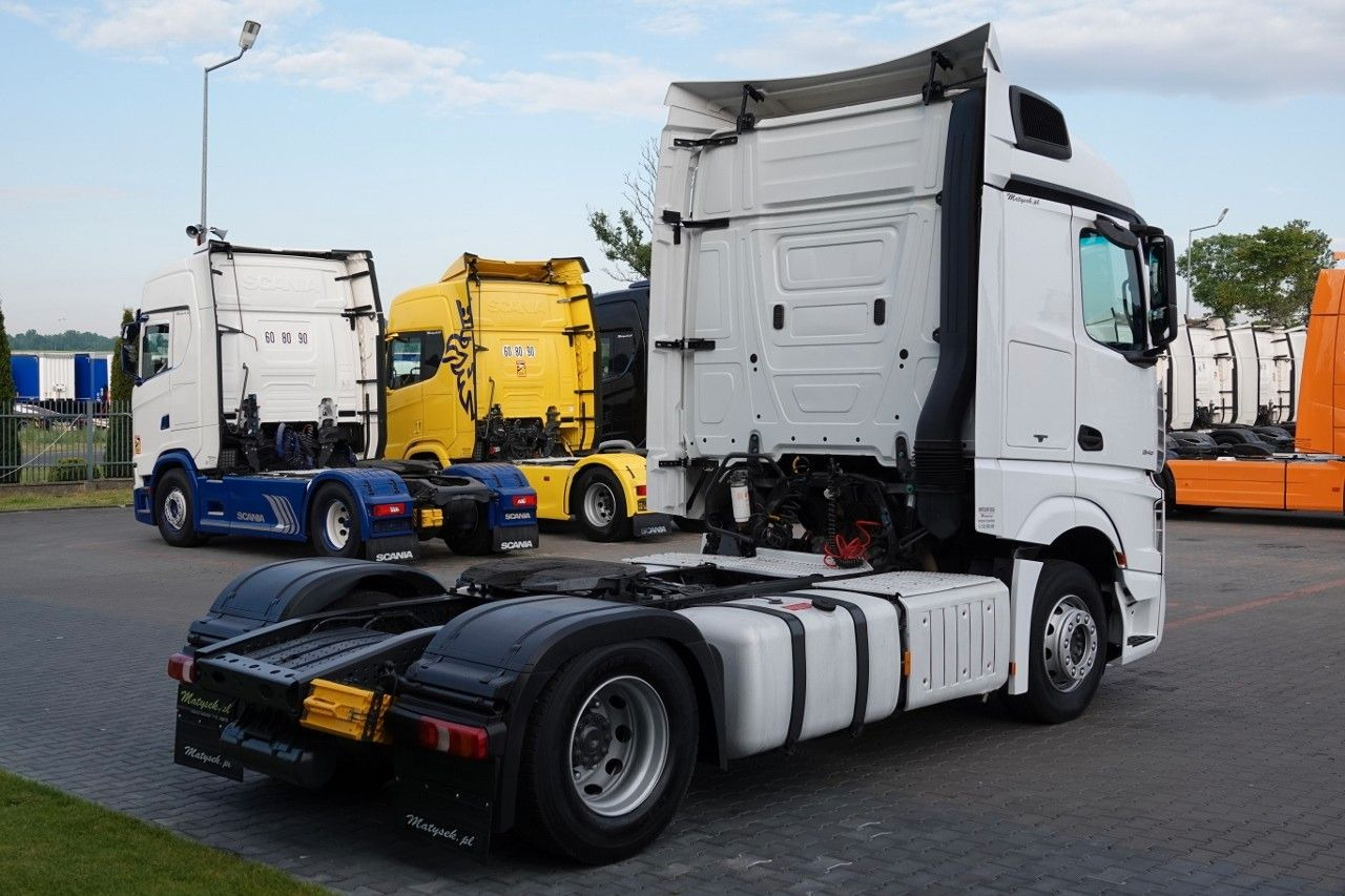 Mercedes-Benz ACTROS 1845 / STREAM SPACE / 2017 ROK - Cabeza tractora: foto 5 Mercedes-Benz ACTROS 1845 / STREAM SPACE / 2017 ROK - Cabeza tractora: foto 5