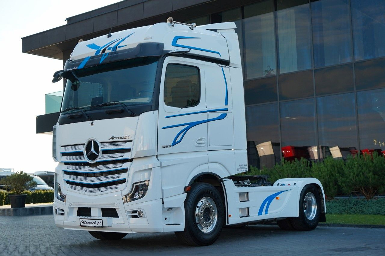 Mercedes-Benz ACTROS 1853 / BIG SPACE / HYDRAULIKA DWUOBWODOWA - Cabeza tractora: foto 4 Mercedes-Benz ACTROS 1853 / BIG SPACE / HYDRAULIKA DWUOBWODOWA - Cabeza tractora: foto 4