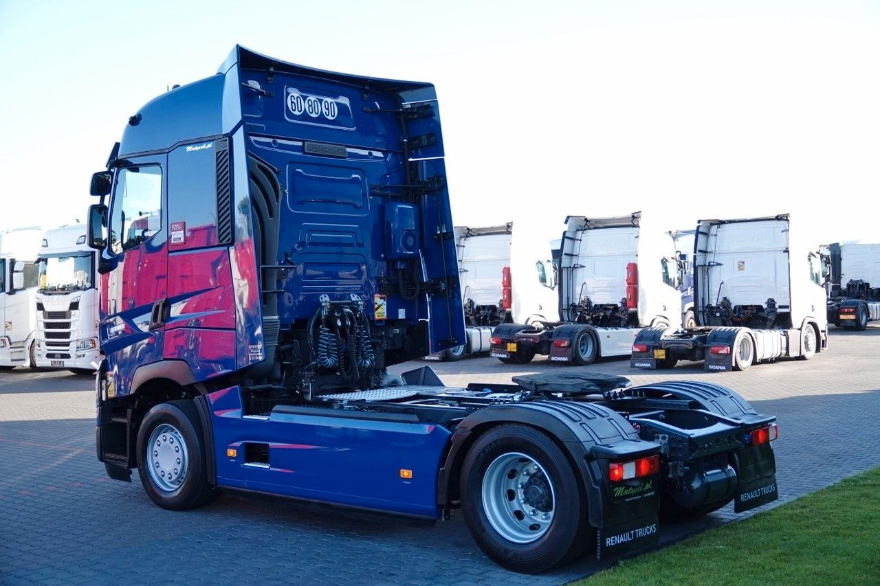 Renault T 520 / 13 L / RETARDER / I-PARK COOL / SKÓRY / Renault T 520 / 13 L / RETARDER / I-PARK COOL / SKÓRY / - Cabeza tractora: foto 4 Renault T 520 / 13 L / RETARDER / I-PARK COOL / SKÓRY / Renault T 520 / 13 L / RETARDER / I-PARK COOL / SKÓRY / - Cabeza tractora: foto 4