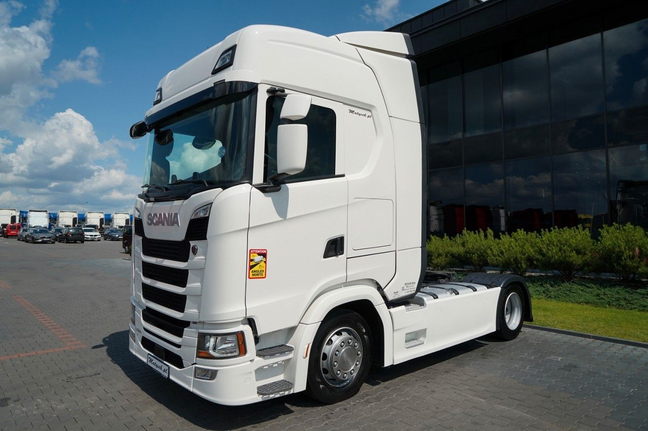 Scania R 500 / RETARDER / MEGA / LOWDECK / 2019 / PO K - Cabeza tractora: foto 4 Scania R 500 / RETARDER / MEGA / LOWDECK / 2019 / PO K - Cabeza tractora: foto 4