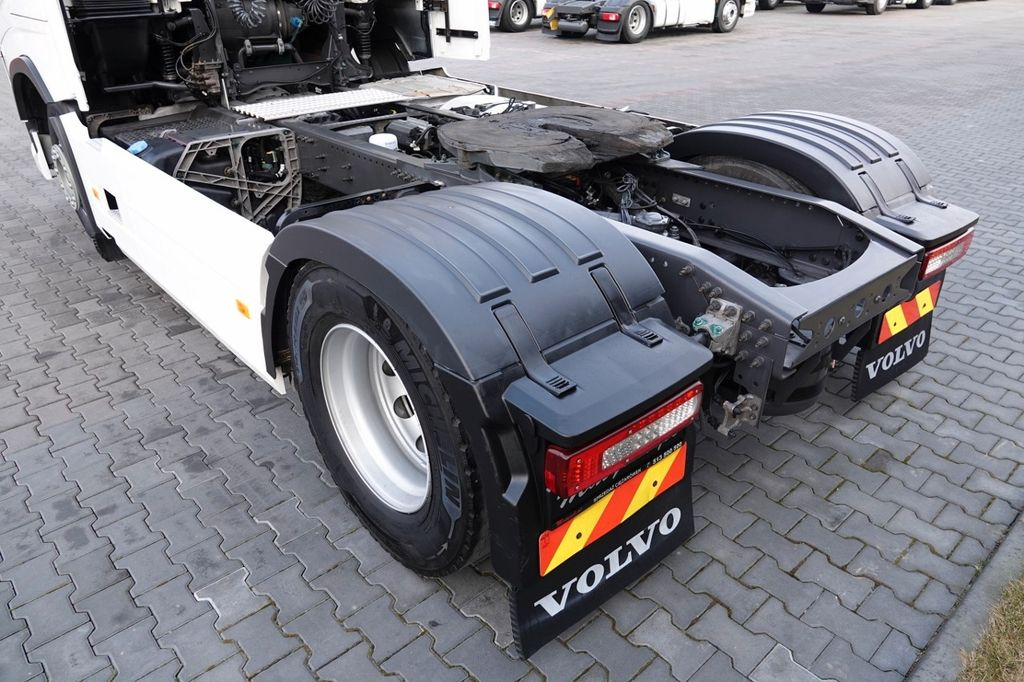 Cabeza tractora Volvo FH 460 / NISKA KABINA / 2018 YEAR / SPROWADZONY Volvo FH 460 / NISKA KABINA / 2018 YEAR / SPROWADZONY: foto 9