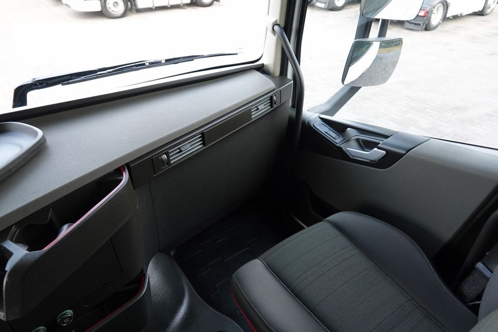 Cabeza tractora Volvo FH 460 / NISKA KABINA / 2018 YEAR / SPROWADZONY Volvo FH 460 / NISKA KABINA / 2018 YEAR / SPROWADZONY: foto 14