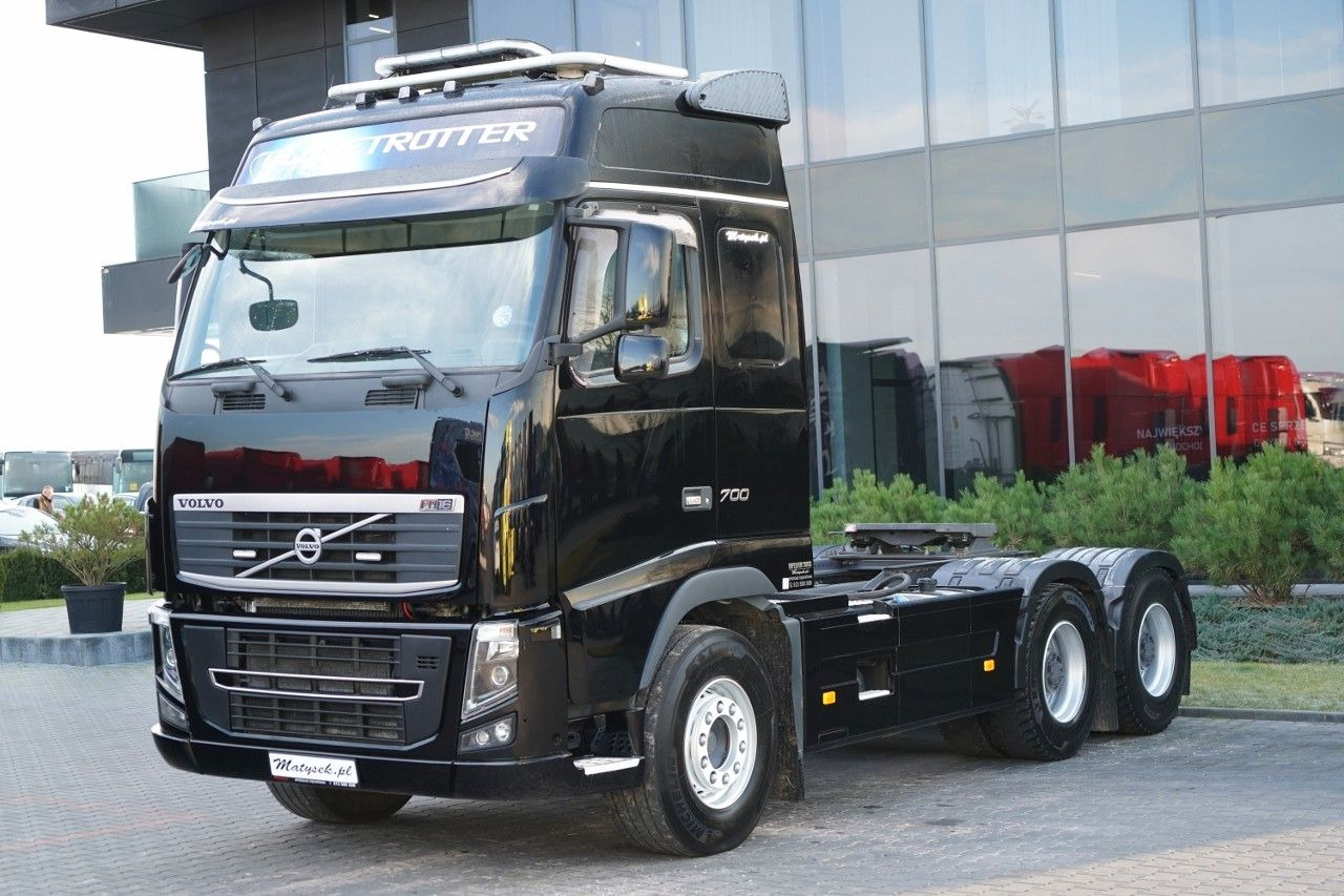 Volvo FH16 / 700 / 6x4 / HYDRAULIKA / RETARDER / 3 OSI - Cabeza tractora: foto 5 Volvo FH16 / 700 / 6x4 / HYDRAULIKA / RETARDER / 3 OSI - Cabeza tractora: foto 5