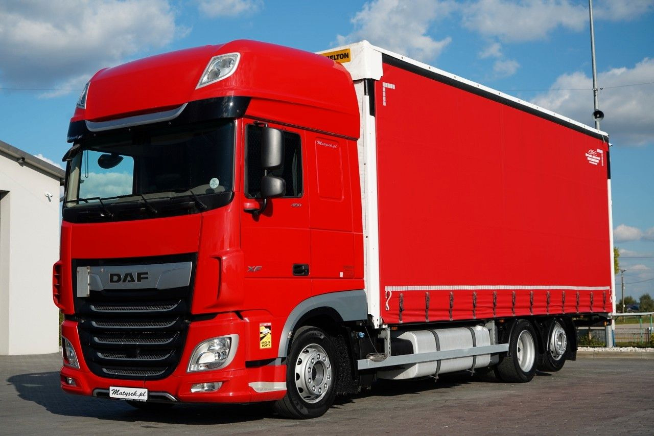DAF XF 480 / SOLÓWKA / SSC / 6X2 / OŚ PODNOSZONA / W - Camión lona: foto 1 DAF XF 480 / SOLÓWKA / SSC / 6X2 / OŚ PODNOSZONA / W - Camión lona: foto 1