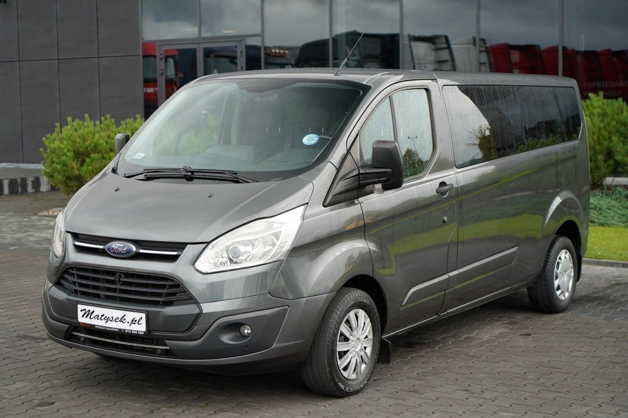 Ford TRANSIT / 9 MIEJSC / MANUAL / POLSKI SALON / PO - Furgoneta de pasajeros: foto 4 Ford TRANSIT / 9 MIEJSC / MANUAL / POLSKI SALON / PO - Furgoneta de pasajeros: foto 4