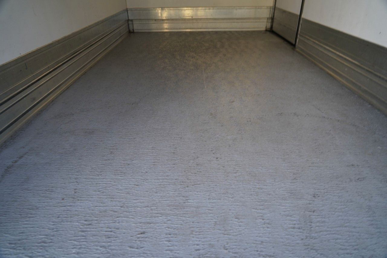 Furgoneta frigorifica Iveco DAILY 35-130 / CHŁODNIA / AGREGAT CARRIER PULSOR: foto 23 Furgoneta frigorifica Iveco DAILY 35-130 / CHŁODNIA / AGREGAT CARRIER PULSOR: foto 23