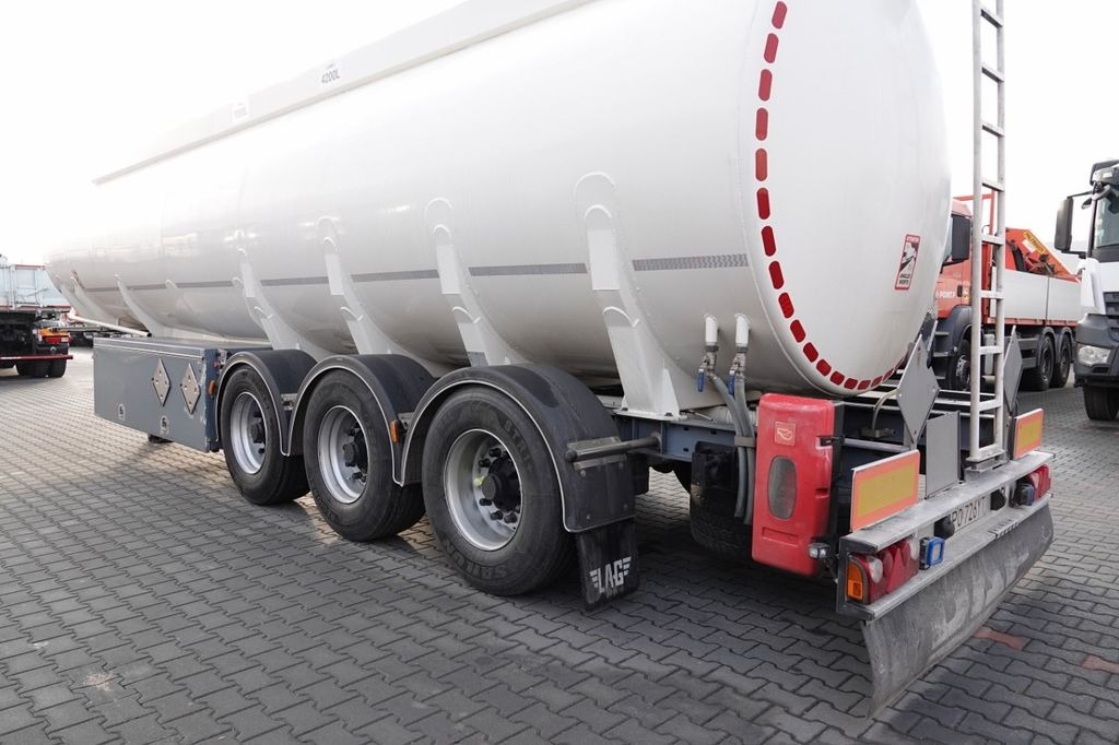 Lag CYSTERNA DO PALIWA / 36200 L / 4 KOMORY Lag CYSTERNA DO PALIWA / 36200 L / 4 KOMORY - Semirremolque cisterna: foto 3 Lag CYSTERNA DO PALIWA / 36200 L / 4 KOMORY Lag CYSTERNA DO PALIWA / 36200 L / 4 KOMORY - Semirremolque cisterna: foto 3