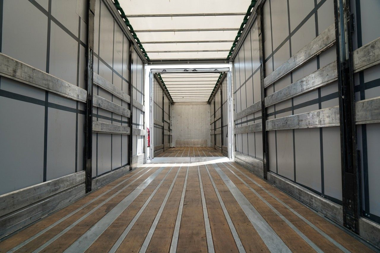 Camión lona MAN TGX 26.470 / ZESTAW TANDEM 120 M3 / PRZEJAZDOWY: foto 12 Camión lona MAN TGX 26.470 / ZESTAW TANDEM 120 M3 / PRZEJAZDOWY: foto 12