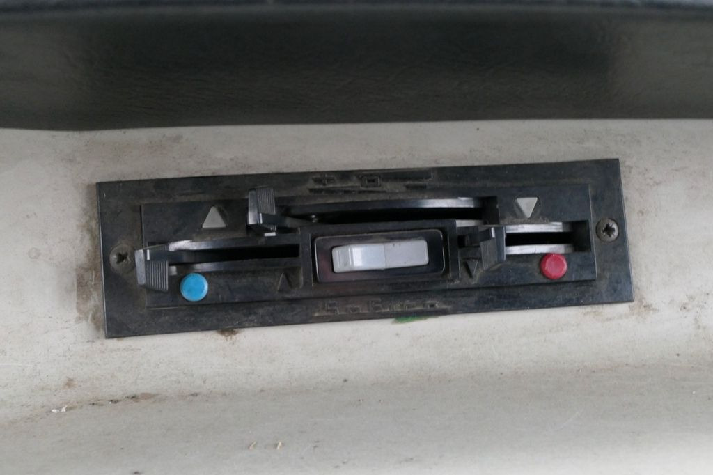 Minibús, Furgoneta de pasajeros Renault R 21 ESTAFETTE 1000 / OLDTIMER Renault R 21 ESTAFETTE 1000 / OLDTIMER: foto 17 Minibús, Furgoneta de pasajeros Renault R 21 ESTAFETTE 1000 / OLDTIMER Renault R 21 ESTAFETTE 1000 / OLDTIMER: foto 17