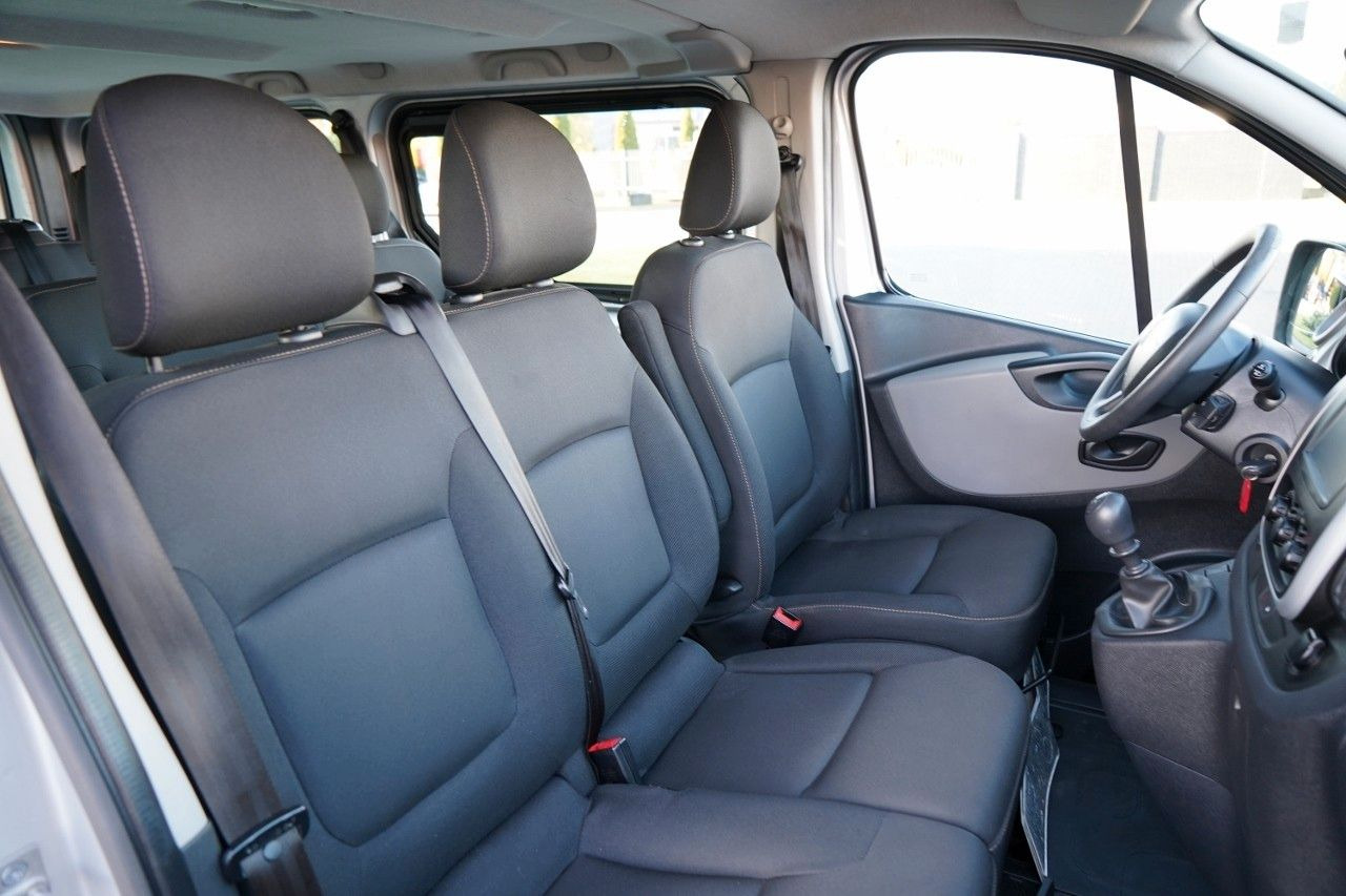 Furgoneta de pasajeros Renault TRAFIC 125 DCI  / BUS / 9 MIEJSC / 2017 ROK / PO: foto 16