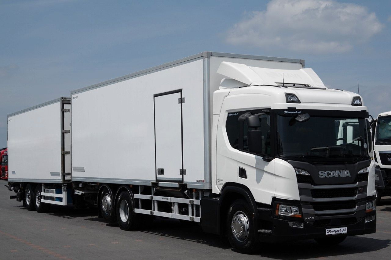 Scania P 410 / CHŁODNIA / ZESTAW TANDEM / PRZEJAZDOWY / - Camión frigorífico: foto 1 Scania P 410 / CHŁODNIA / ZESTAW TANDEM / PRZEJAZDOWY / - Camión frigorífico: foto 1