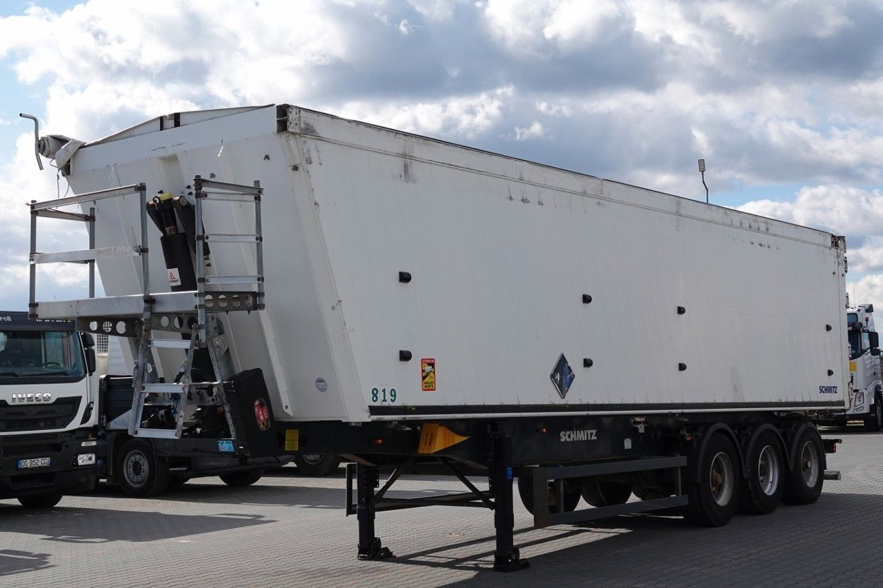 Schmitz Cargobull WYWROTKA 55 M3 / ALUMINIOWA / KLAPO-DRZWI / OŚ P - Semirremolque volquete: foto 2 Schmitz Cargobull WYWROTKA 55 M3 / ALUMINIOWA / KLAPO-DRZWI / OŚ P - Semirremolque volquete: foto 2