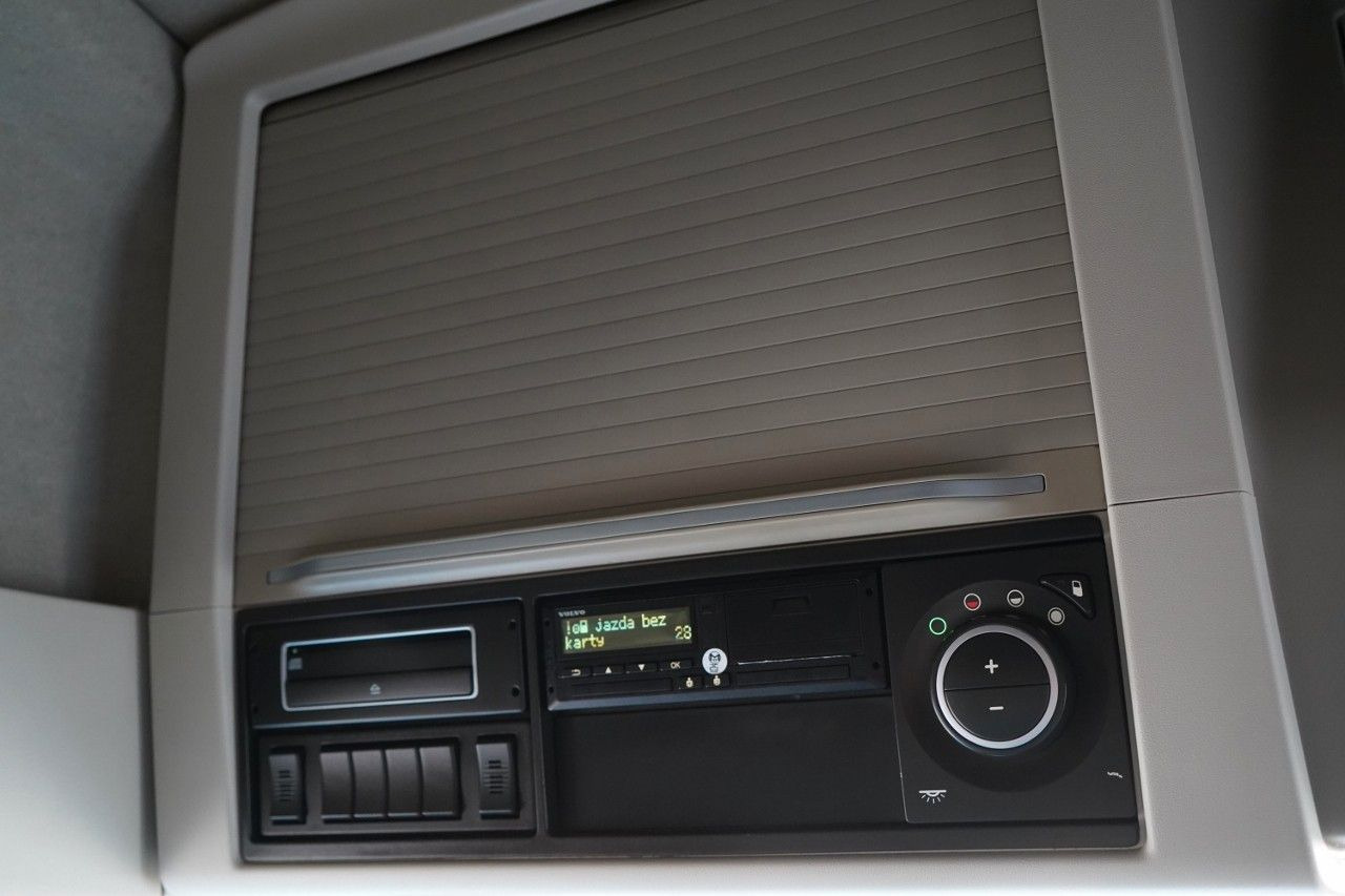 Camión lona Volvo FH 460 / FIRANKA / 6x2 / PODNOSZONY DACH / I-PAR: foto 16 Camión lona Volvo FH 460 / FIRANKA / 6x2 / PODNOSZONY DACH / I-PAR: foto 16