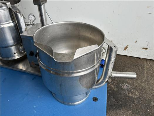 Groen Tdb/7-20 heated tilting kettle - Maquinaria de alimentación: foto 4 Groen Tdb/7-20 heated tilting kettle - Maquinaria de alimentación: foto 4