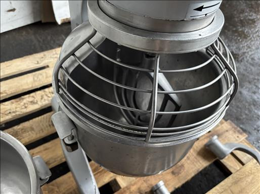 Hobart A200 Planetary mixer - Maquinaria de alimentación: foto 3 Hobart A200 Planetary mixer - Maquinaria de alimentación: foto 3