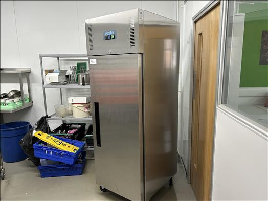 Polar G592-04 Refrigerator - Maquinaria de alimentación: foto 2 Polar G592-04 Refrigerator - Maquinaria de alimentación: foto 2