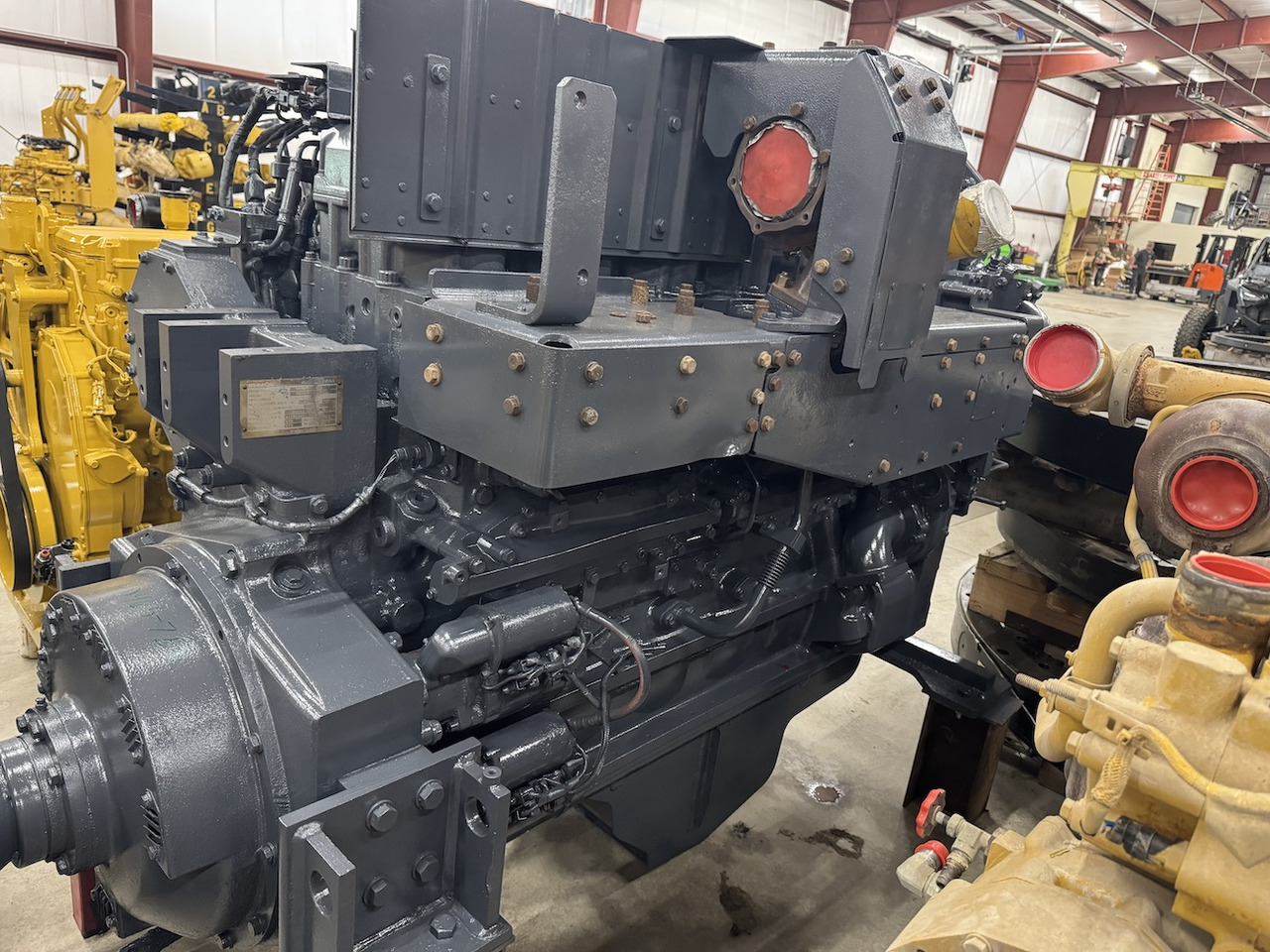 Komatsu SAA6D170E-5 - Motor para Maquinaria de construcción: foto 1 Komatsu SAA6D170E-5 - Motor para Maquinaria de construcción: foto 1