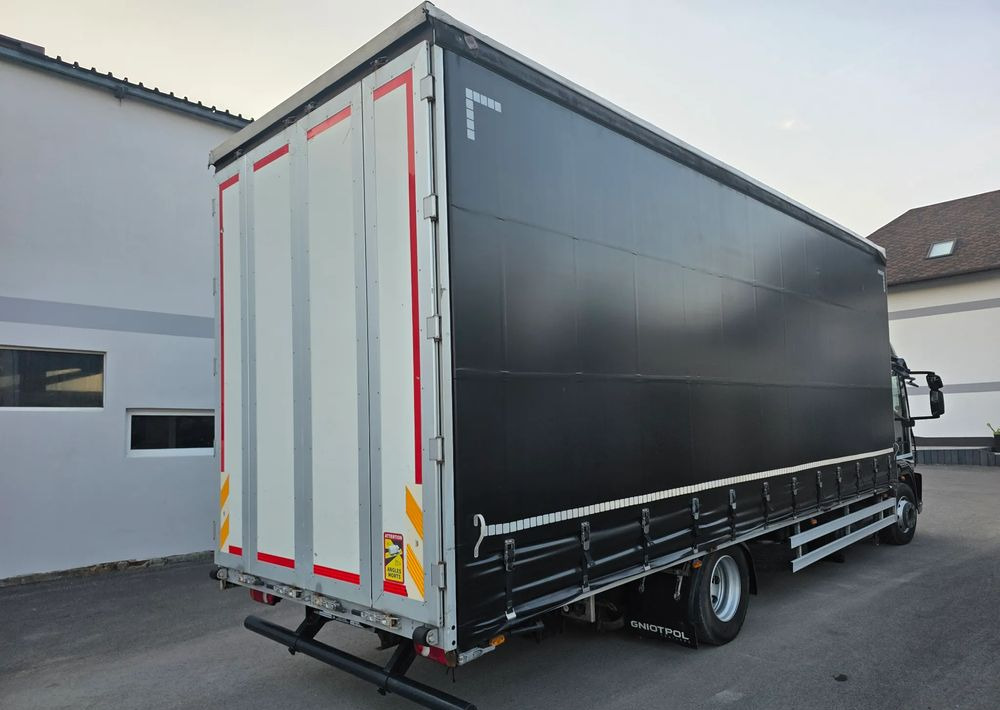 Iveco EUROCARGO 160E28 19 PAL. / FIRANKA / MANUAL / - Camión lona: foto 4 Iveco EUROCARGO 160E28 19 PAL. / FIRANKA / MANUAL / - Camión lona: foto 4