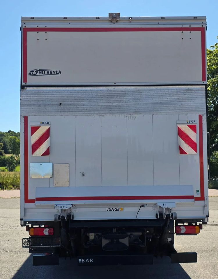 Iveco EUROCARGO 160E320/FIRANKA/WINDA/AUTOMAT/NISKI PRZEBIEG/E6/SPROWADZONY/PIERWSZY WŁAŚCICIEL - Camión lona: foto 5 Iveco EUROCARGO 160E320/FIRANKA/WINDA/AUTOMAT/NISKI PRZEBIEG/E6/SPROWADZONY/PIERWSZY WŁAŚCICIEL - Camión lona: foto 5