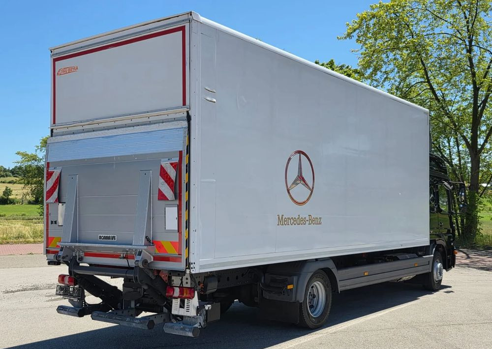 Mercedes-Benz ATEGO 1527/1530/IZOTERMA/WINDA/SPROWADZONY/E6/PIERWSZY WŁAŚCICIEL/AUTOMAT/18EURO PALET/STAN BARDZO DOBRY - Camión frigorífico: foto 4 Mercedes-Benz ATEGO 1527/1530/IZOTERMA/WINDA/SPROWADZONY/E6/PIERWSZY WŁAŚCICIEL/AUTOMAT/18EURO PALET/STAN BARDZO DOBRY - Camión frigorífico: foto 4