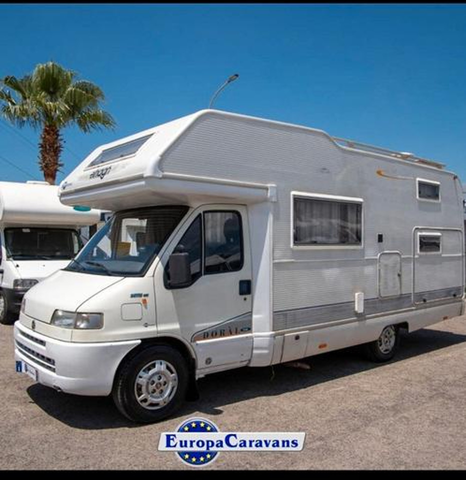 Elnagh doral 115 - Autocaravana capuchina: foto 1 Elnagh doral 115 - Autocaravana capuchina: foto 1