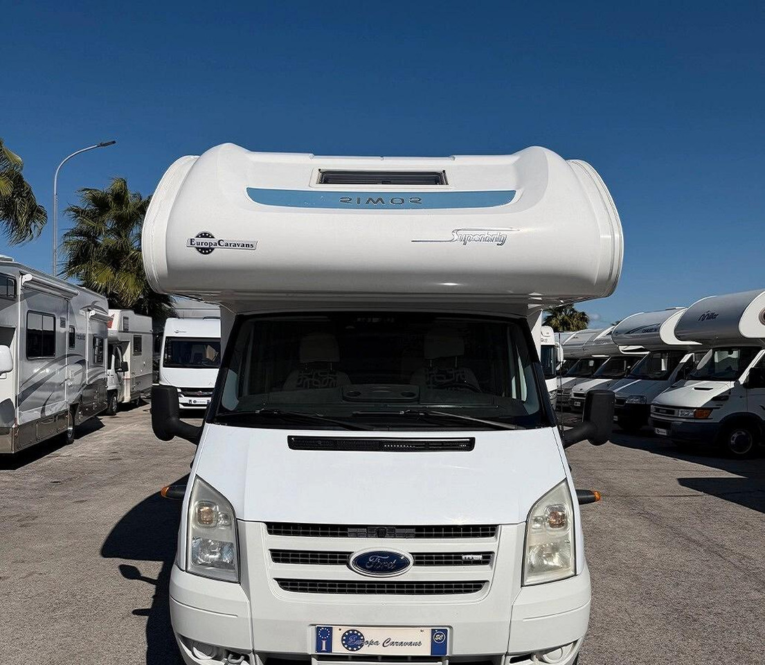 Rimor SUPERBRIG 677 TC - Autocaravana capuchina: foto 1 Rimor SUPERBRIG 677 TC - Autocaravana capuchina: foto 1