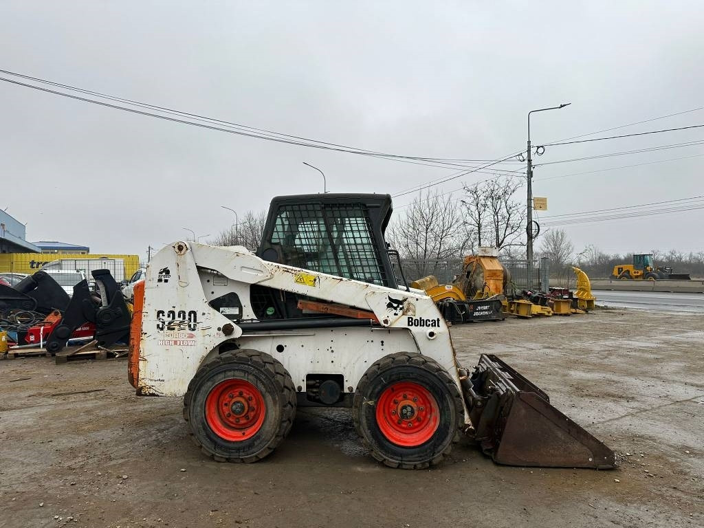 Bobcat S 220 - Minicargadora: foto 3 Bobcat S 220 - Minicargadora: foto 3