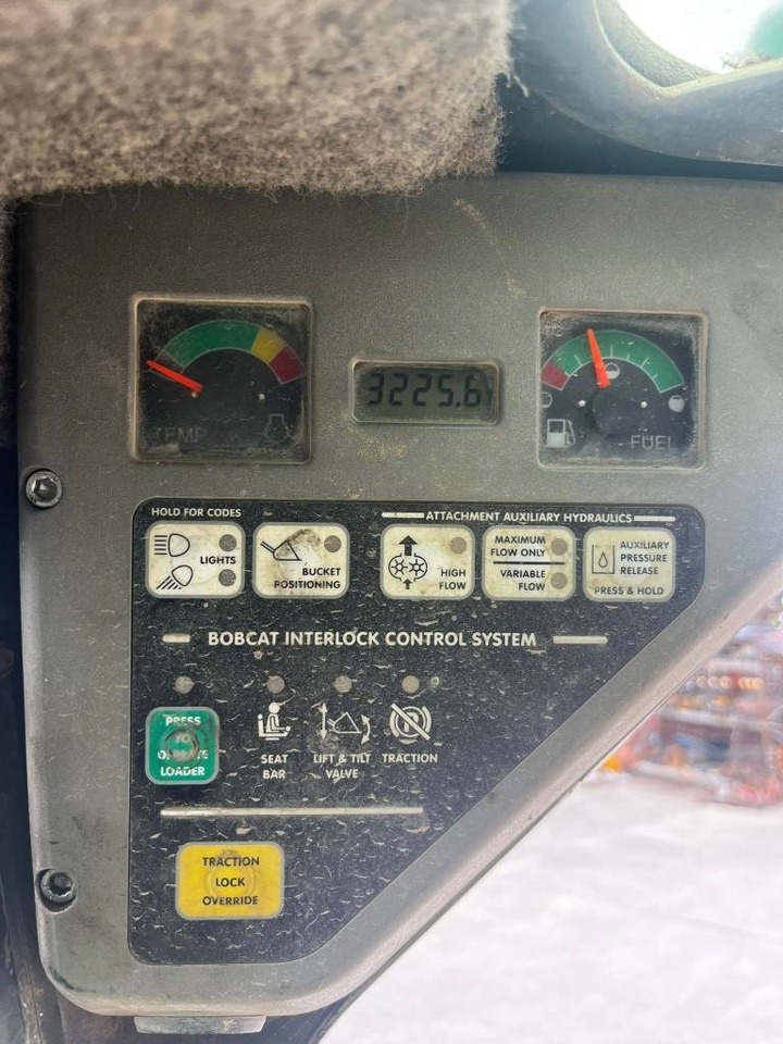 Minicargadora de cadenas Bobcat T 190: foto 7