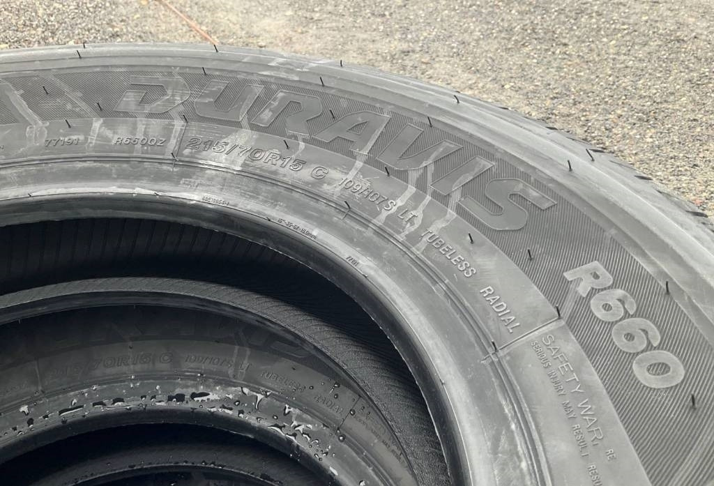 Bridgestone Duravis 215/70 R15C TYRES - Neumático para Camión: foto 5 Bridgestone Duravis 215/70 R15C TYRES - Neumático para Camión: foto 5