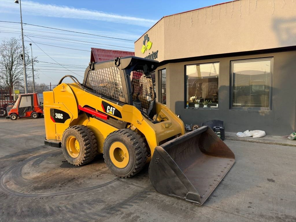 CAT 246 C - Minicargadora: foto 3 CAT 246 C - Minicargadora: foto 3